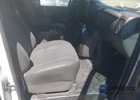 2002 GMC Savana Standard from USA, damaged, VIN 1GTFG15W221223761